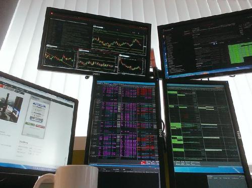 �����������ڲ���ѵ